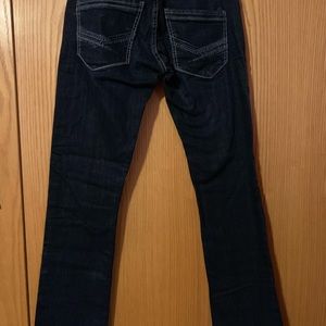 Men’s 29L BKE jeans.